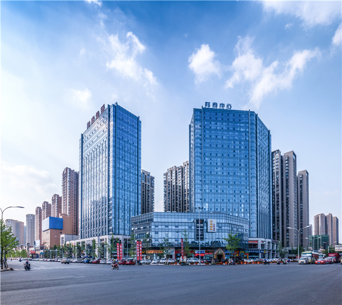 邦泰中心